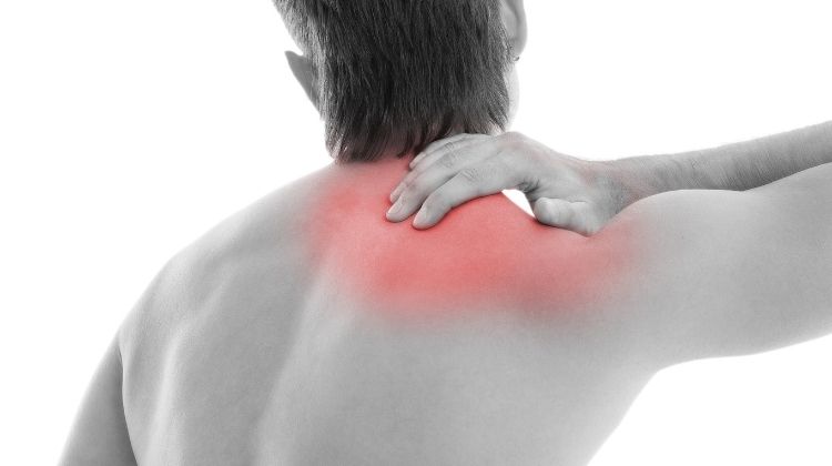 Comment soigner une déchirure musculaire à l’épaule ?